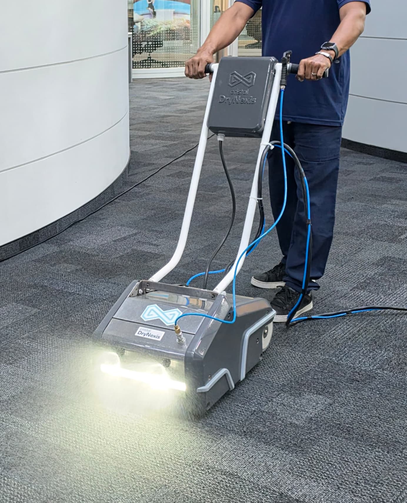 Tecnologia Cristal Dry Nexis em uso — foto 1
